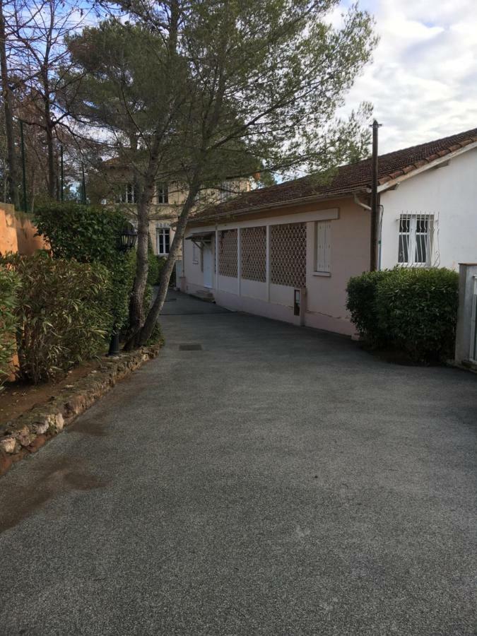 Appartement Valescure Сен-Рафаэль Экстерьер фото