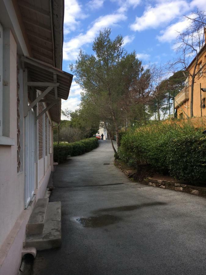 Appartement Valescure Сен-Рафаэль Экстерьер фото